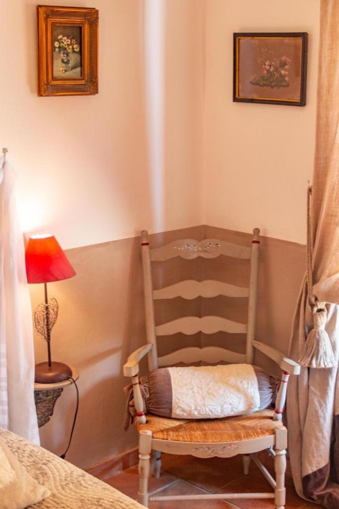 Mas De L'Olivette Bed and Breakfast Cotignac Eksteriør billede